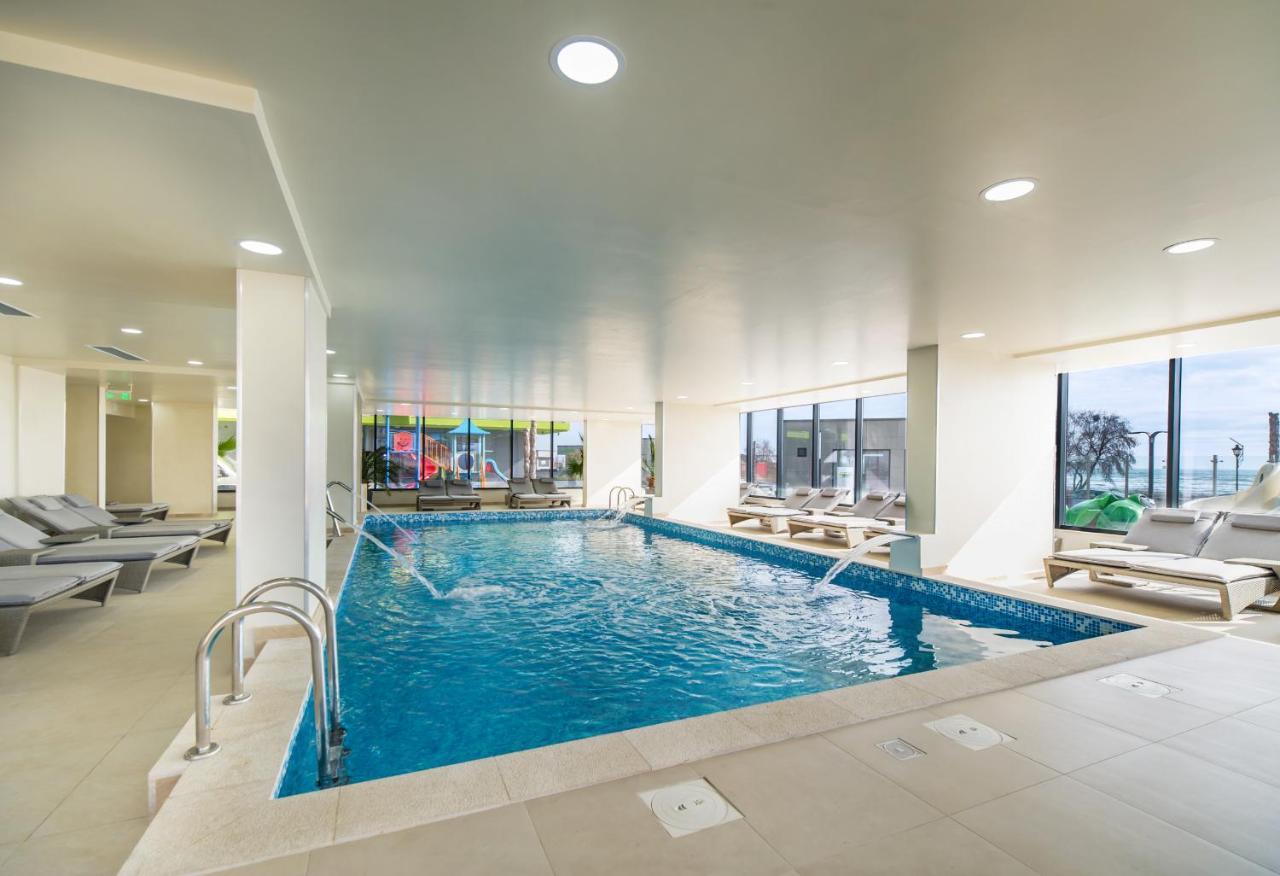 Black Sea Estate Apartment Spa N Pool Beach Resort Năvodari Kültér fotó